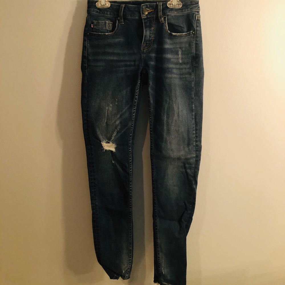 Vigoss “the jagger” medium/dark wash skinny jeans